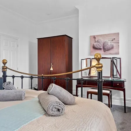 Appartement Mulberry Beautiful With Sea View - Pass The Keys