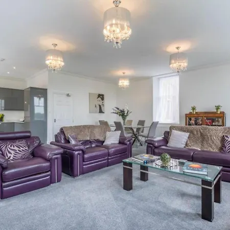 Pass The Keys Mulberry Beautiful With Sea View * Grange-over-Sands