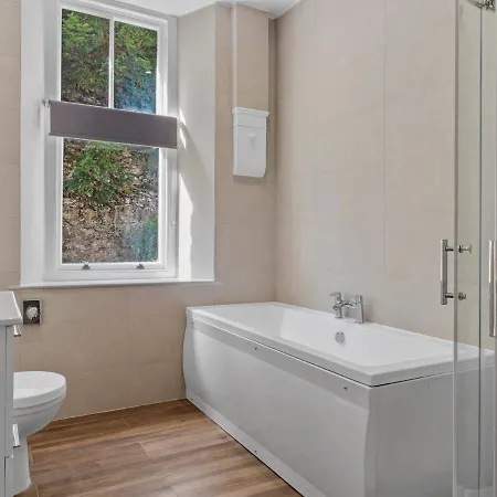 Pass The Keys Mulberry Beautiful With Sea View Grange-over-Sands